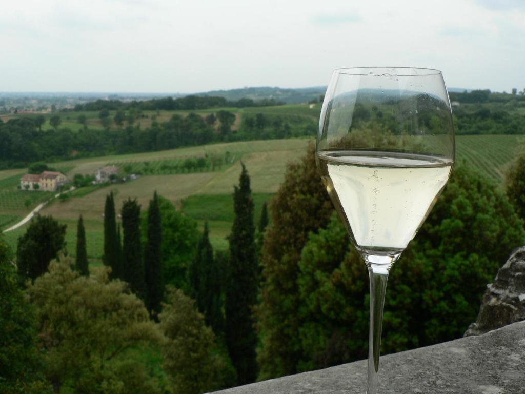 Scalabrini Hotel 3*