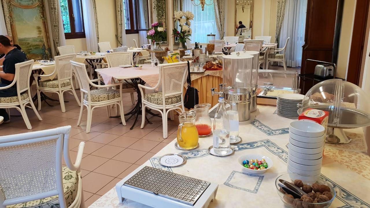 Scalabrini Hotel